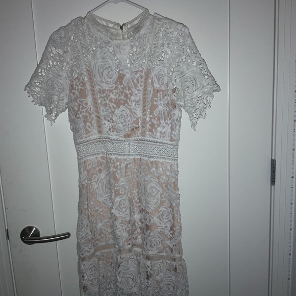 Dress - Picture 3 of 5